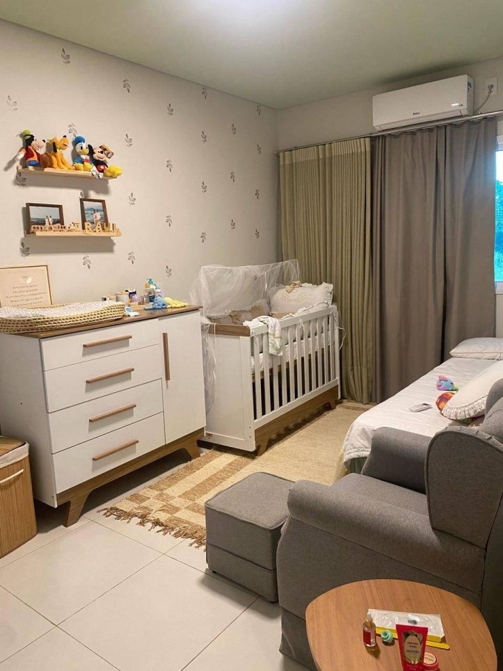Casa à venda com 3 quartos, 170m² - Foto 2