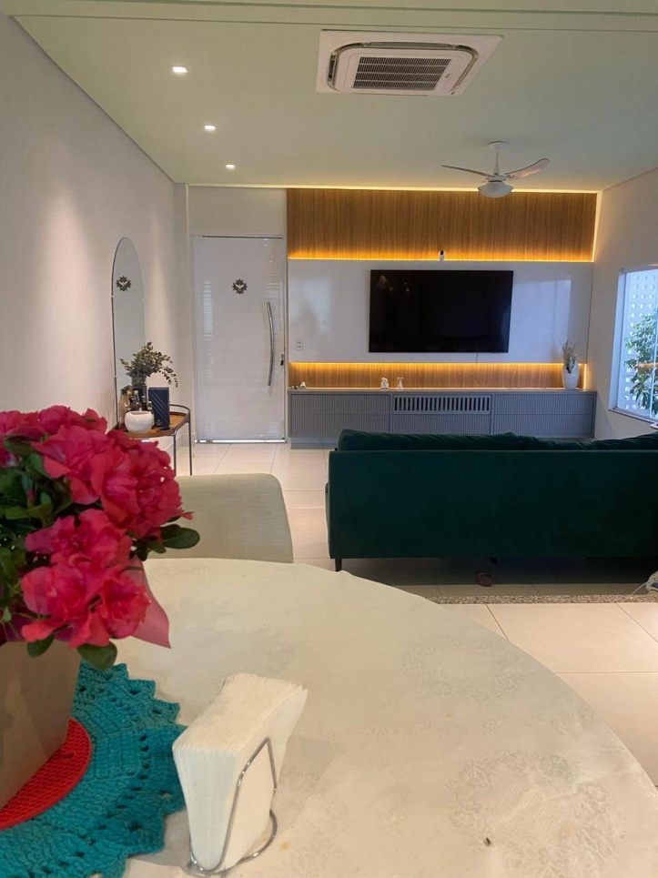 Casa à venda com 3 quartos, 170m² - Foto 3