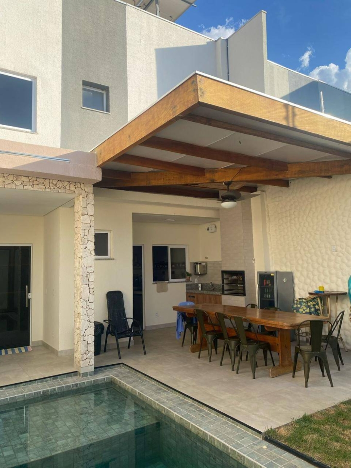 Casa à venda com 3 quartos, 170m² - Foto 7