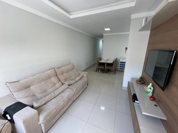 Casa à venda com 3 quartos, 110m² - Foto 2