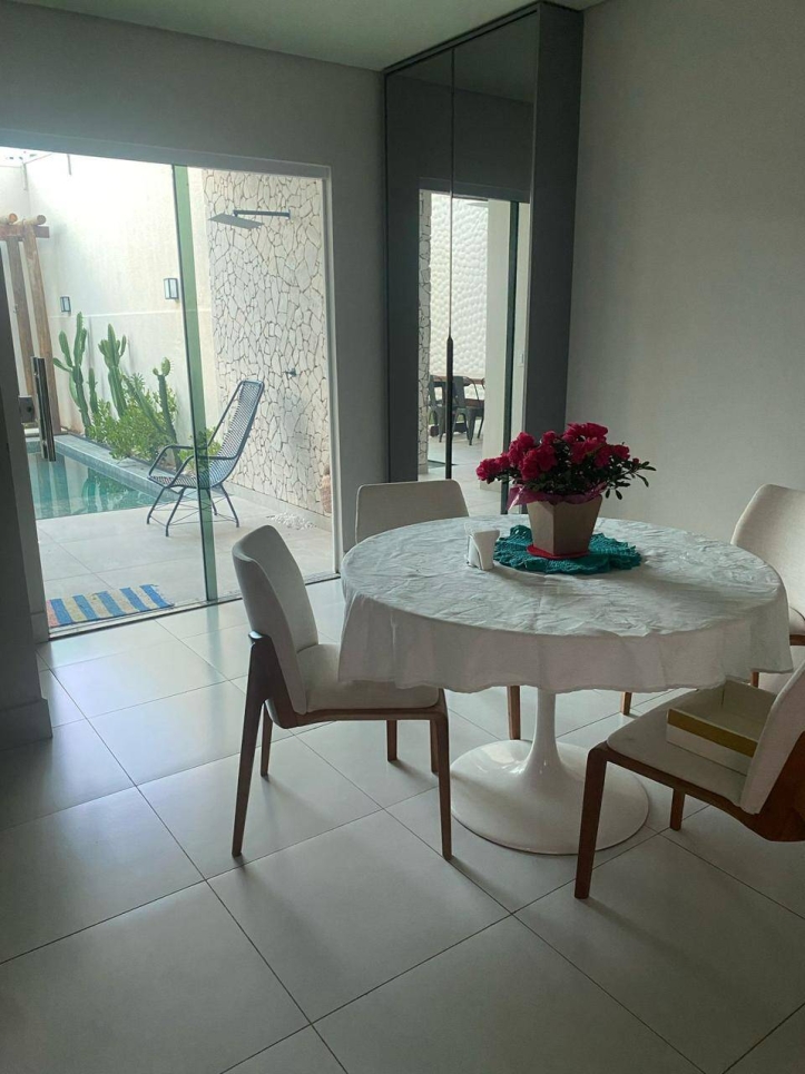 Casa à venda com 3 quartos, 170m² - Foto 16