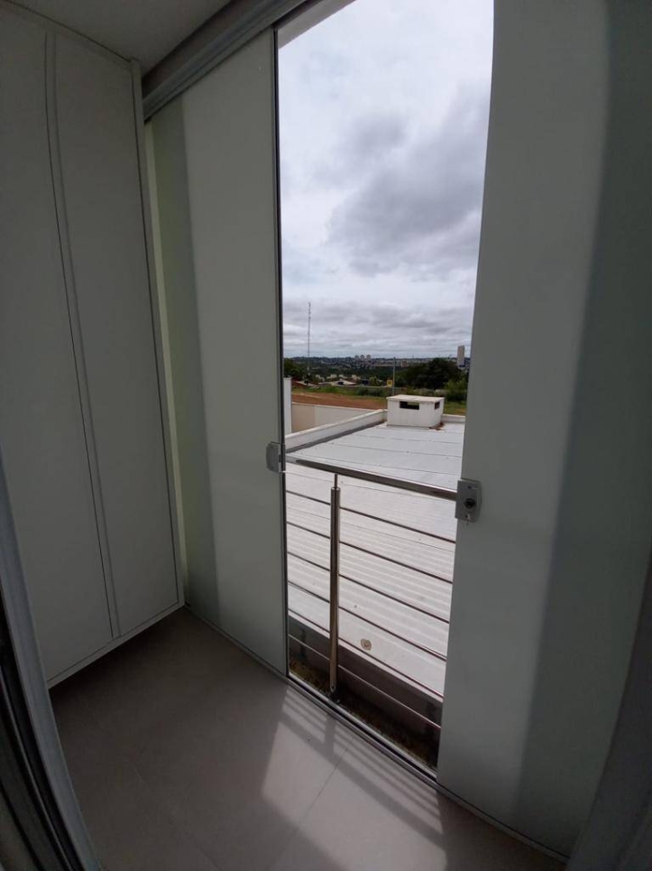 Casa de Condomínio à venda com 3 quartos, 170m² - Foto 4
