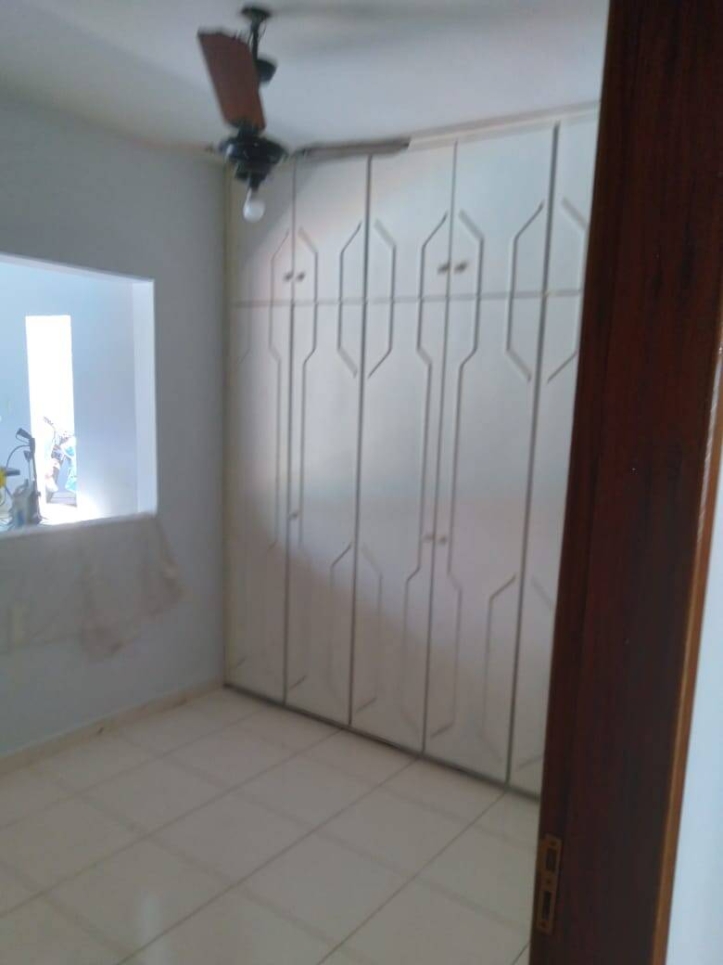 Casa de Condomínio à venda com 4 quartos, 330m² - Foto 8