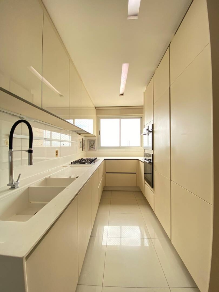 Apartamento, 4 quartos, 206 m² - Foto 21