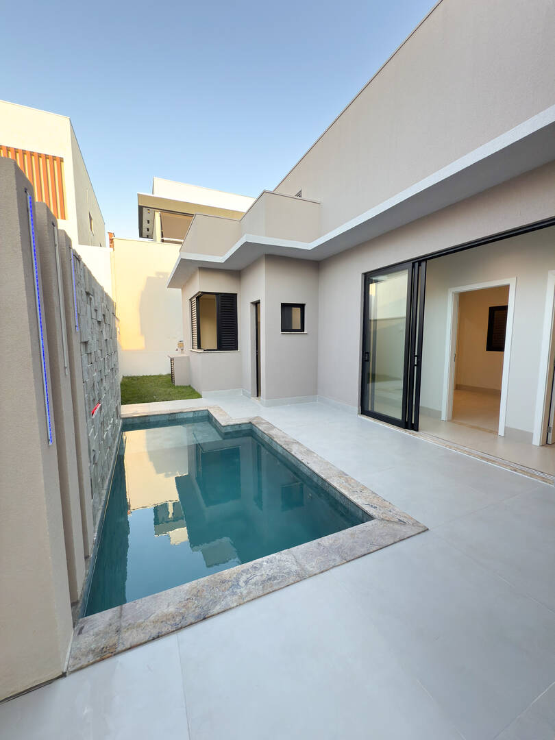 Casa de Condomínio à venda com 3 quartos, 148m² - Foto 2