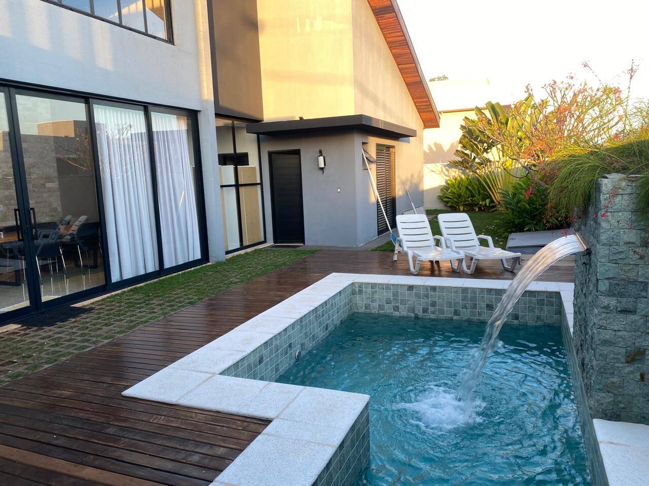 Casa à venda com 3 quartos, 231m² - Foto 7