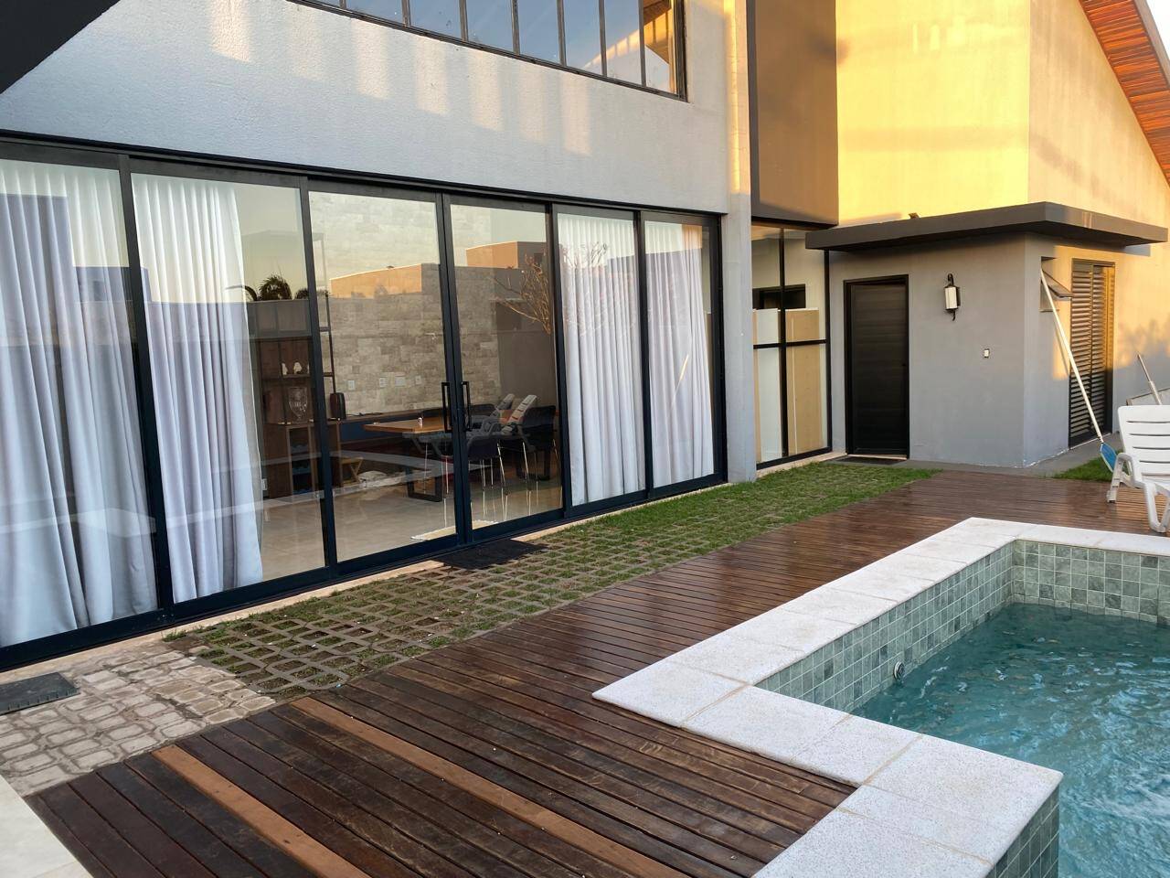 Casa à venda com 3 quartos, 231m² - Foto 13