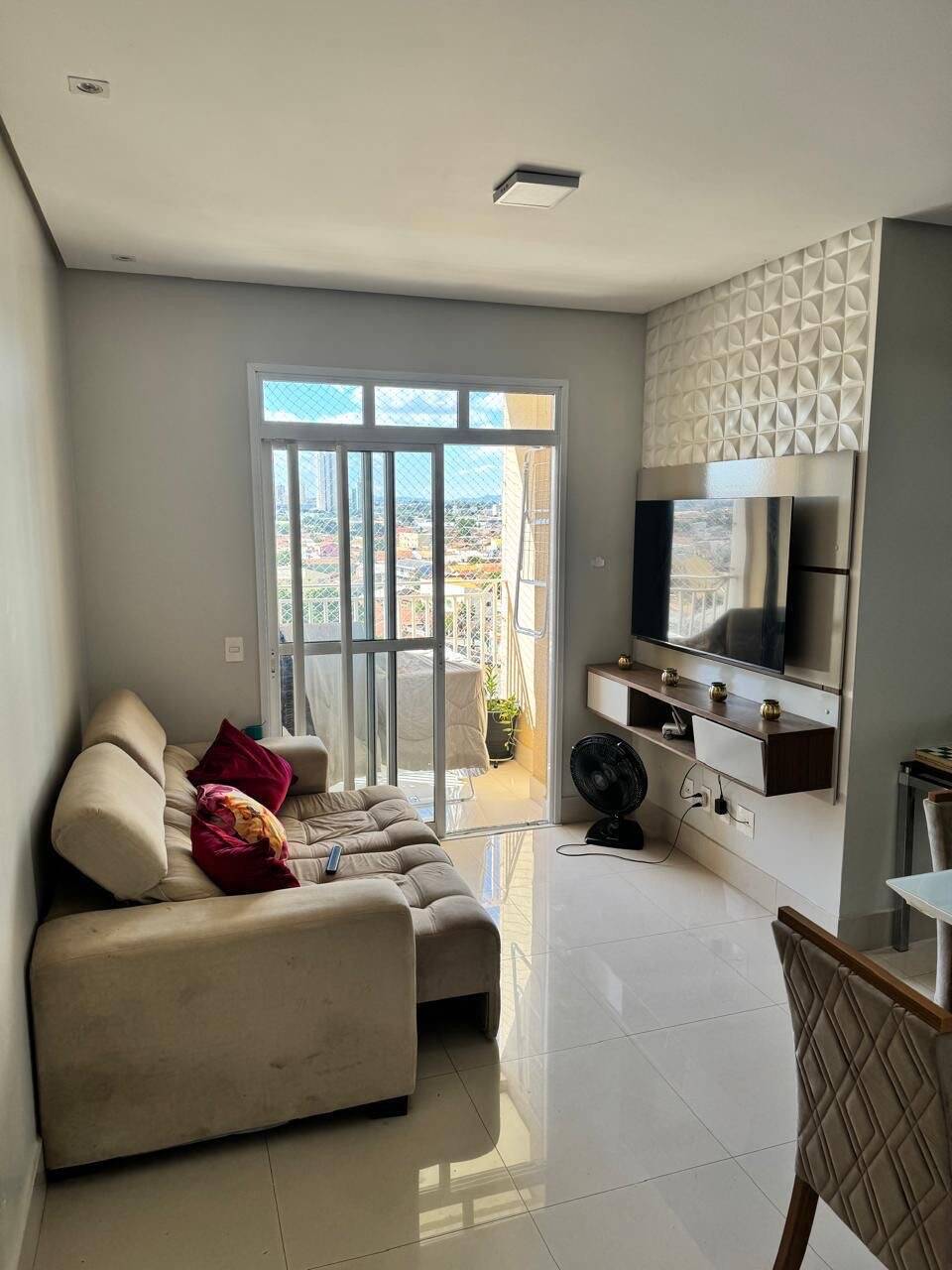 Apartamento à venda com 3 quartos, 80m² - Foto 3