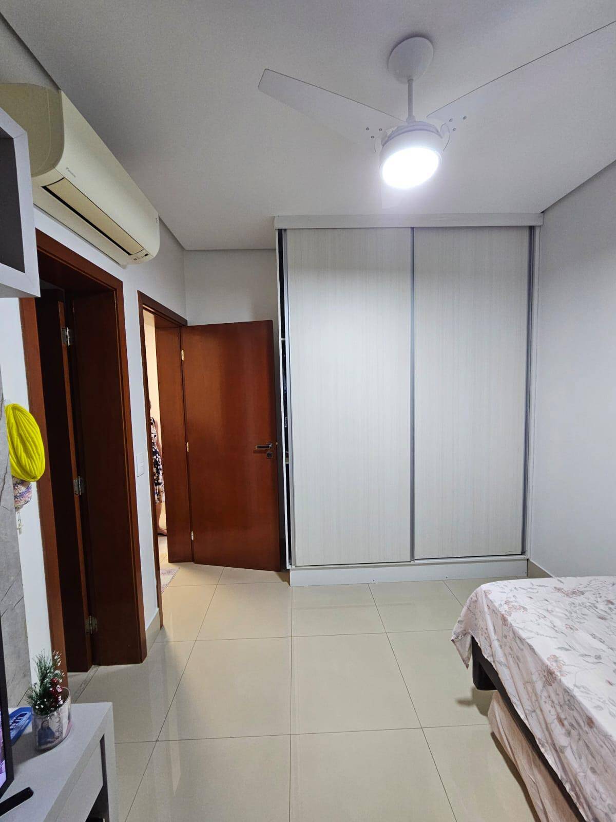 Apartamento à venda com 3 quartos, 134m² - Foto 16