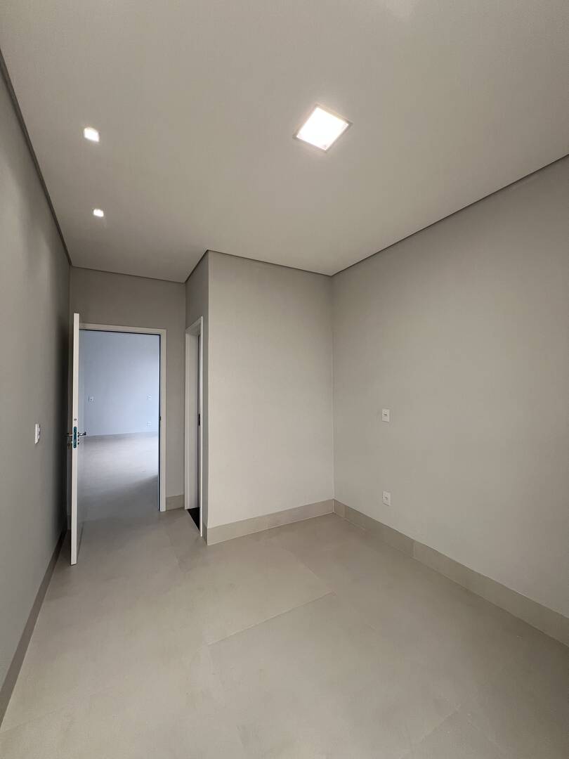 Casa de Condomínio à venda, 160m² - Foto 7
