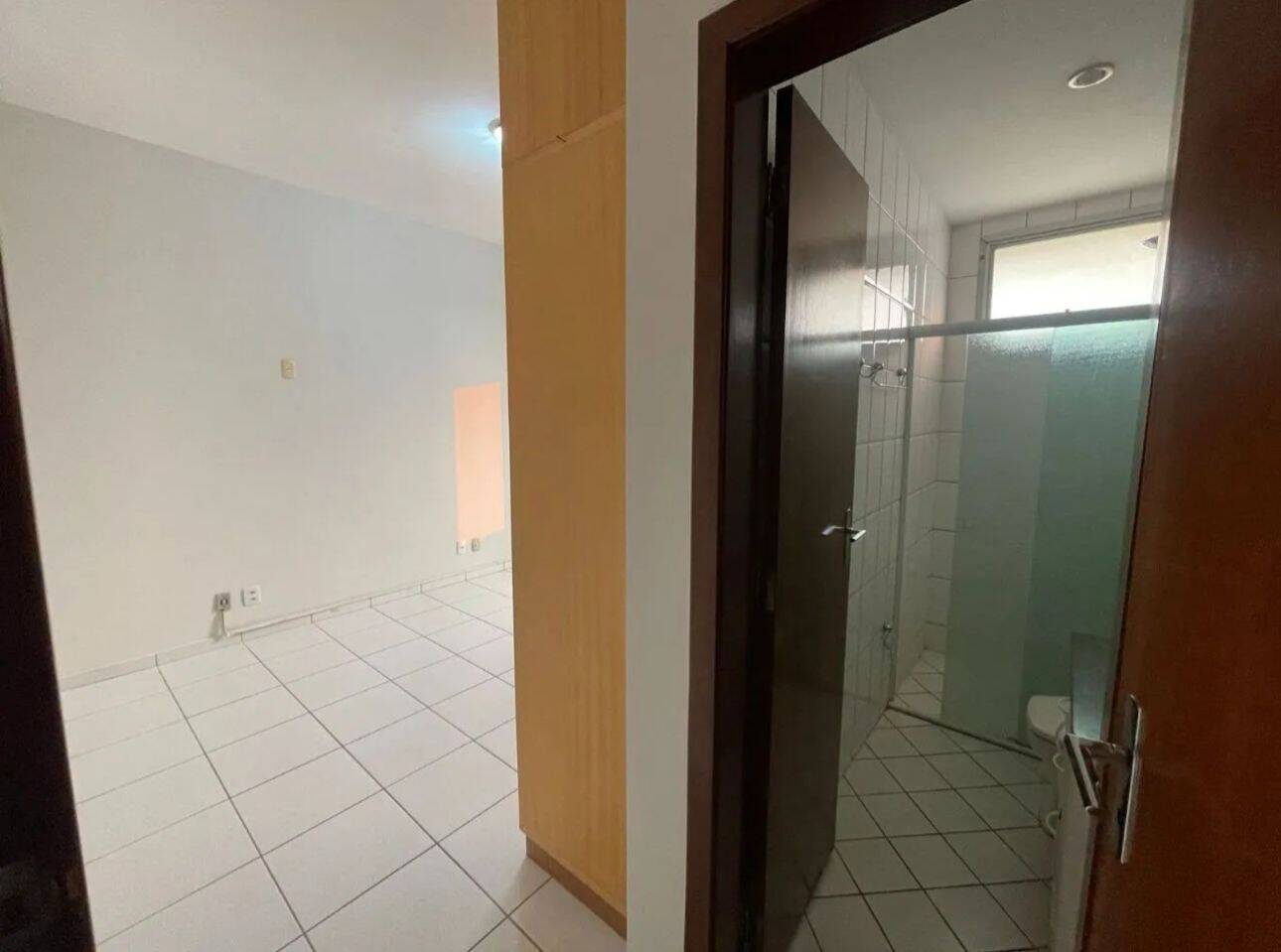 Apartamento à venda com 3 quartos, 100m² - Foto 2