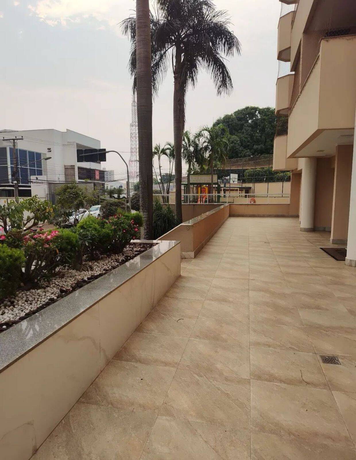Apartamento à venda com 3 quartos, 100m² - Foto 3