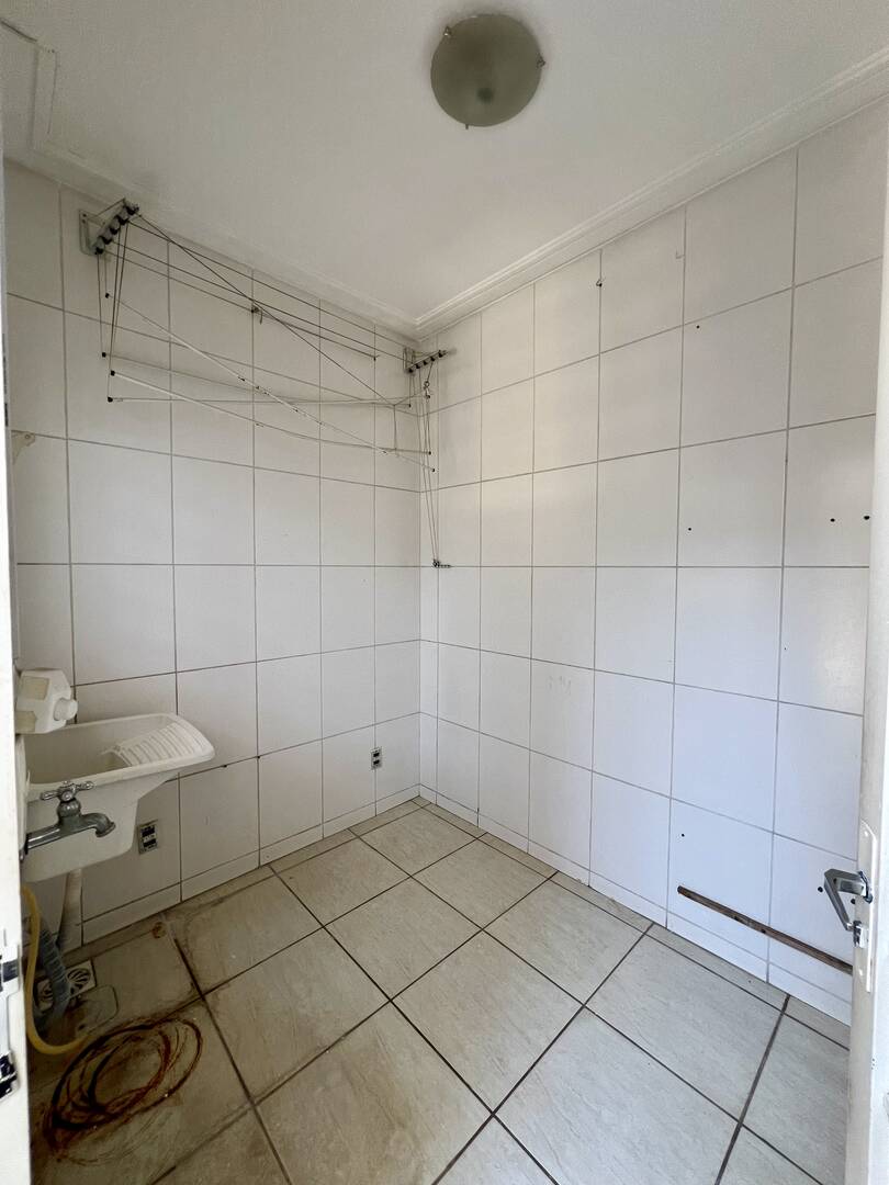 Casa para alugar com 3 quartos, 121m² - Foto 8