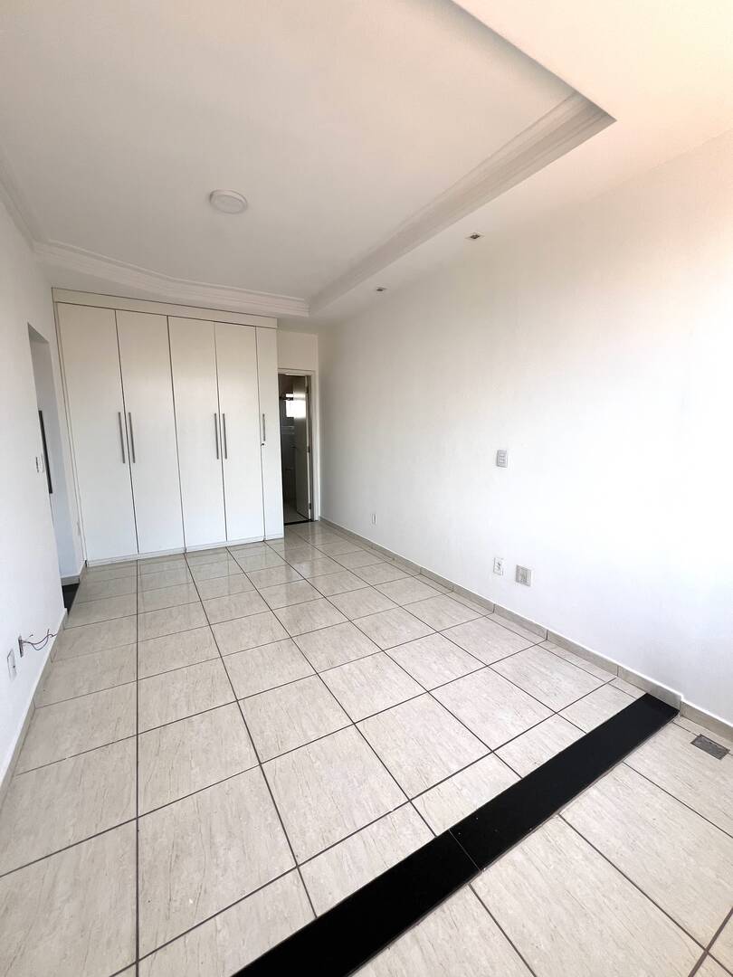 Casa para alugar com 3 quartos, 121m² - Foto 12