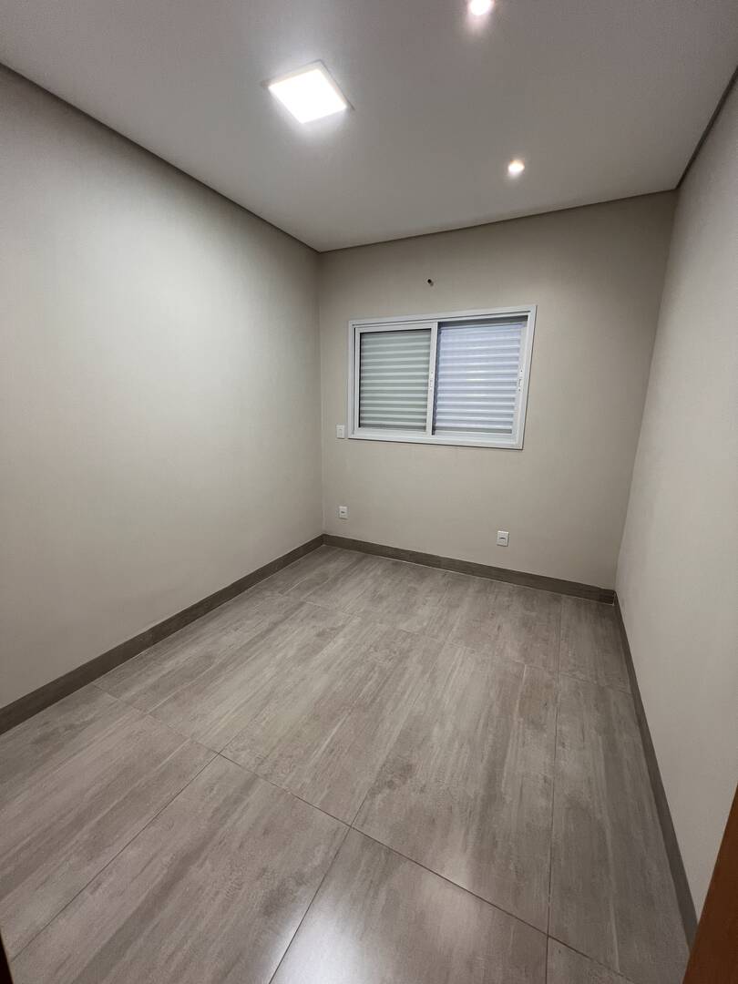 Casa à venda com 3 quartos, 125m² - Foto 9