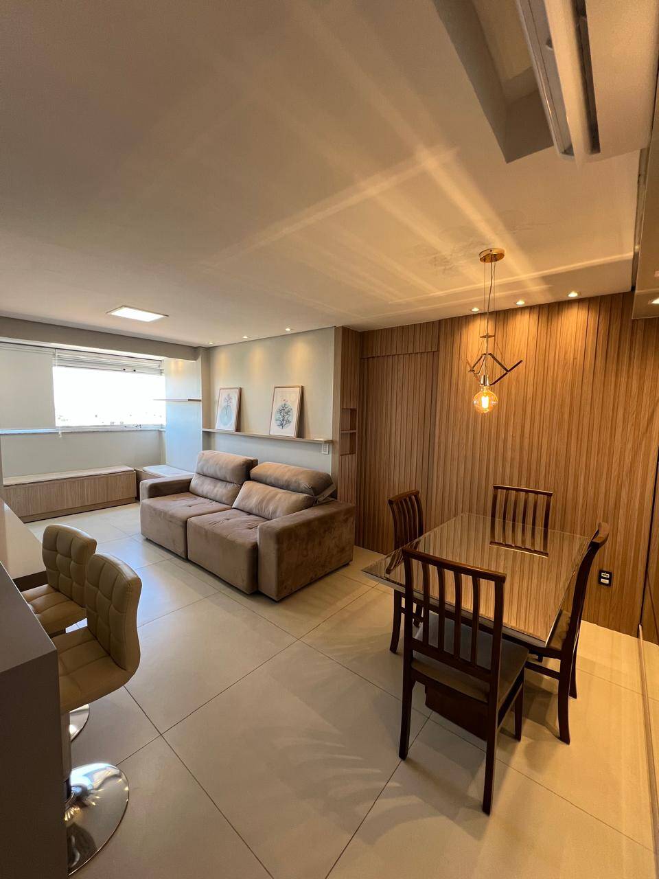 Apartamento à venda com 3 quartos, 81m² - Foto 1