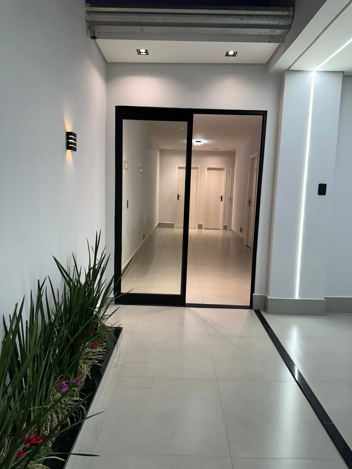 Casa à venda com 3 quartos, 80m² - Foto 8