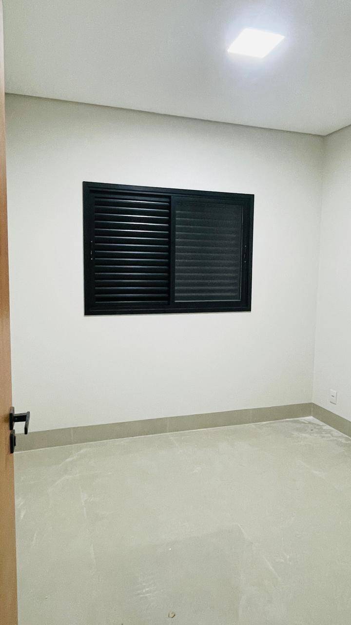 Casa à venda com 3 quartos, 106m² - Foto 13