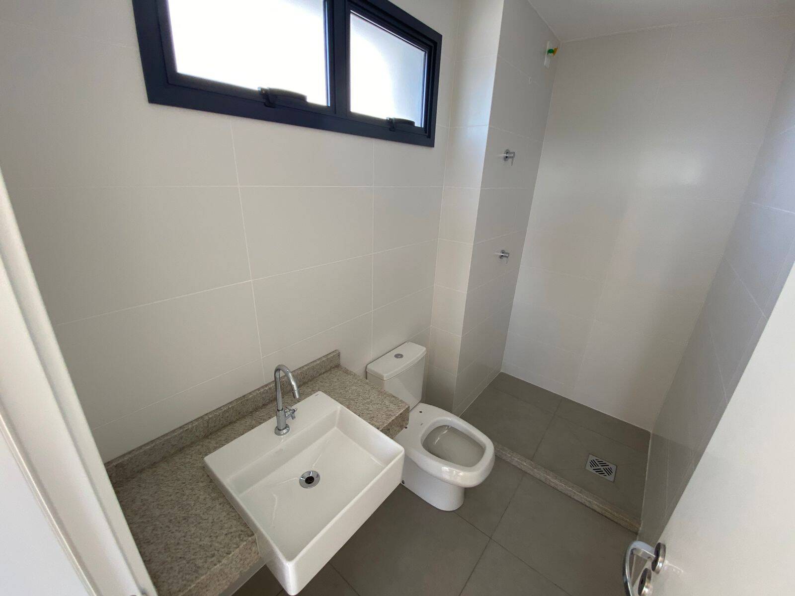 Apartamento à venda com 2 quartos, 102m² - Foto 7
