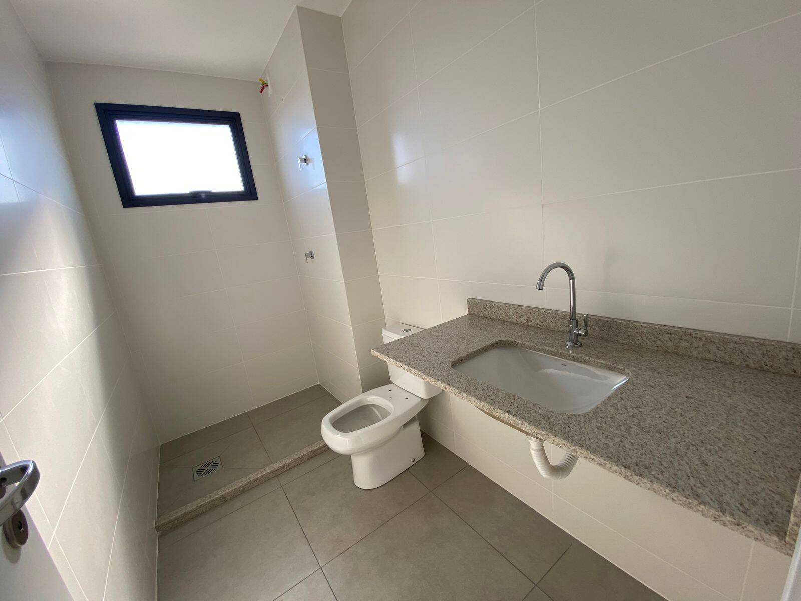 Apartamento à venda com 2 quartos, 102m² - Foto 10