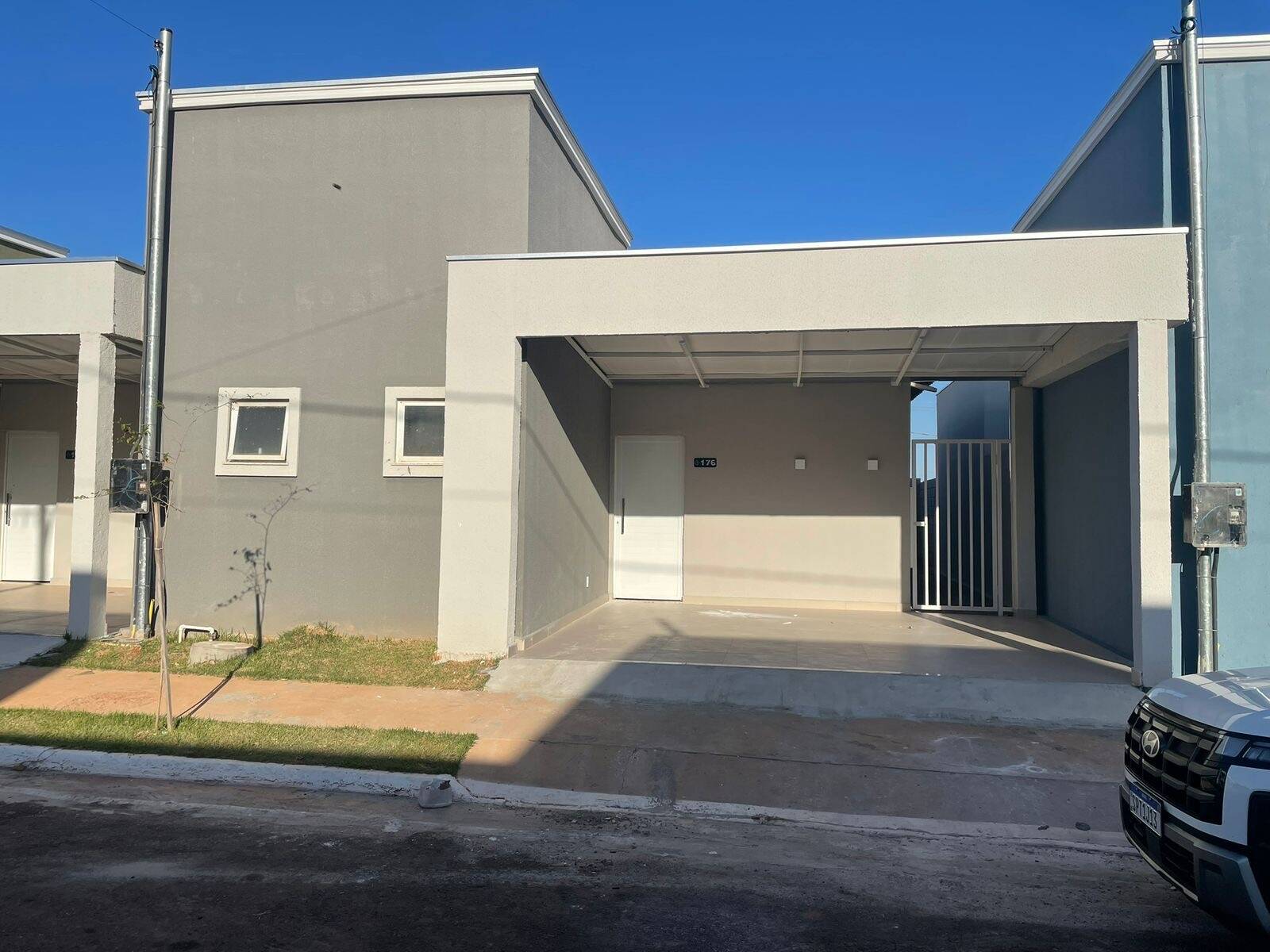 Casa de Condomínio à venda com 3 quartos, 99m² - Foto 1