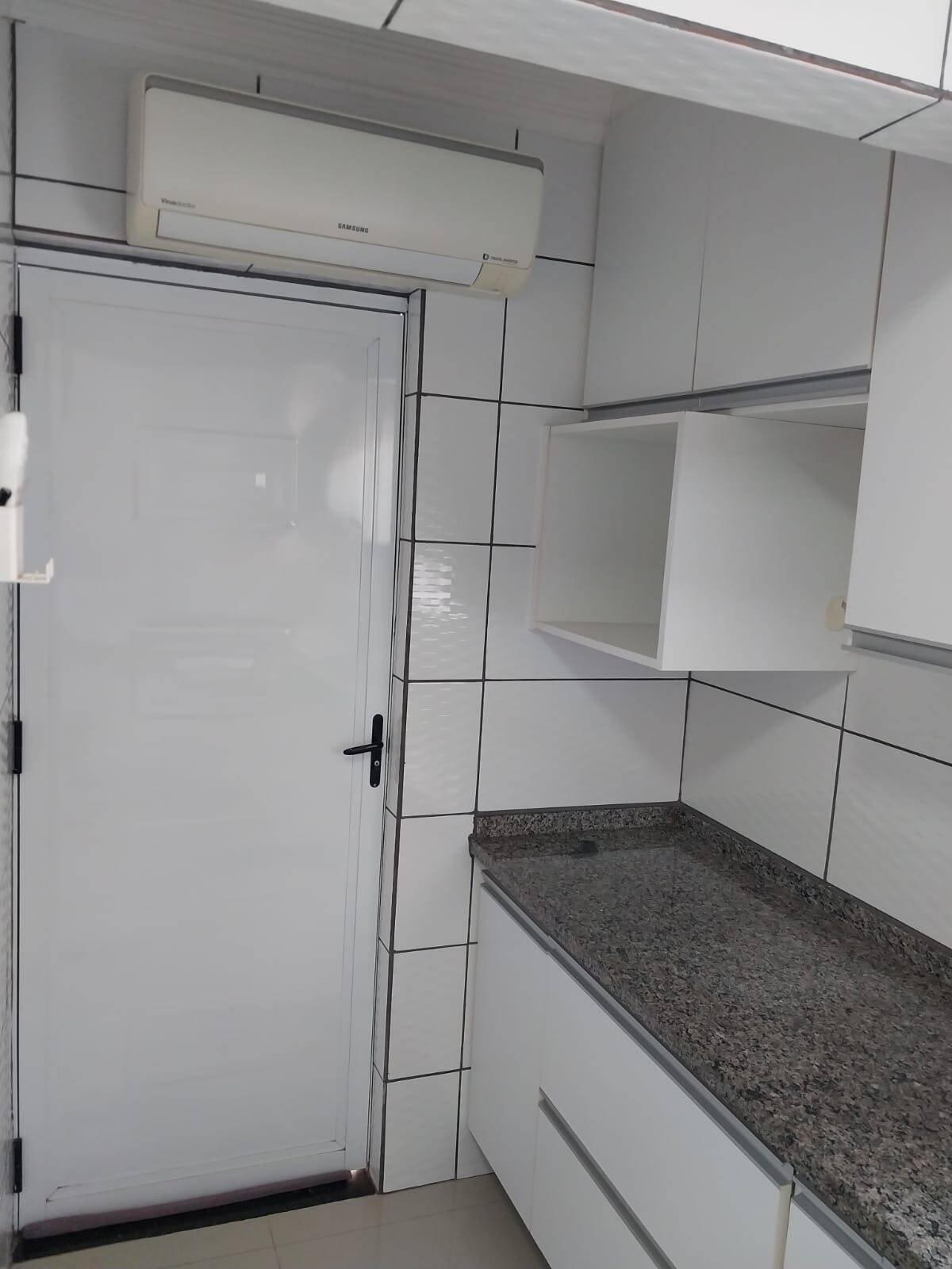 Casa à venda com 3 quartos, 160m² - Foto 4