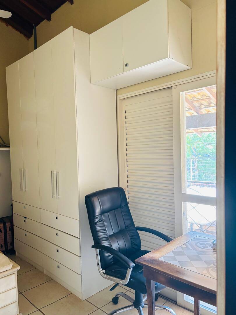 Casa à venda com 2 quartos, 236m² - Foto 5