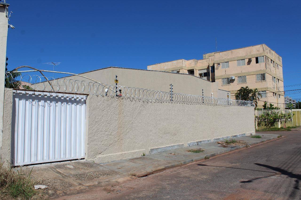 Casa à venda com 3 quartos, 158m² - Foto 3