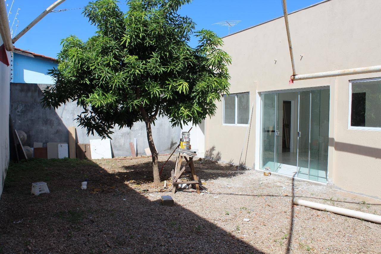 Casa à venda com 3 quartos, 158m² - Foto 7