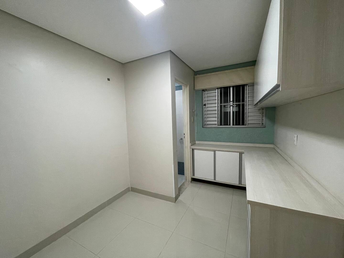 Apartamento à venda com 3 quartos, 100m² - Foto 7