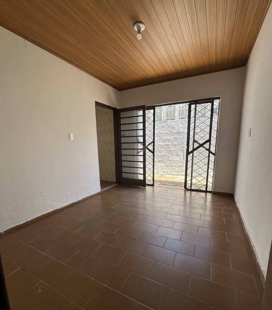 Casa à venda com 4 quartos, 235m² - Foto 14