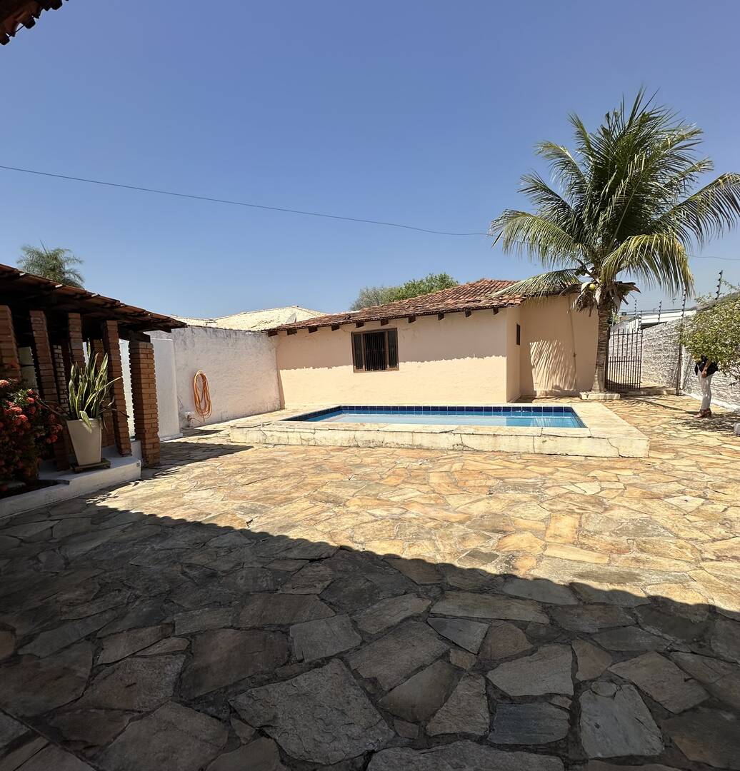 Casa à venda com 4 quartos, 235m² - Foto 17