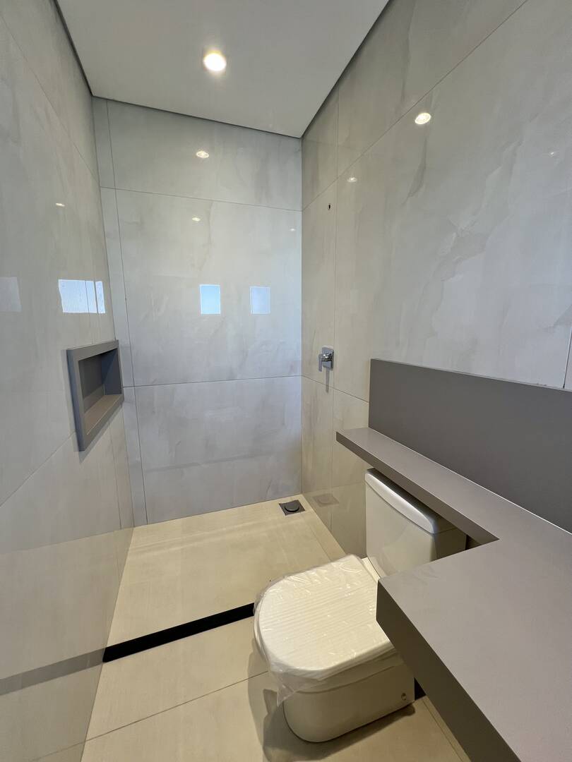Casa de Condomínio à venda com 4 quartos, 300m² - Foto 11