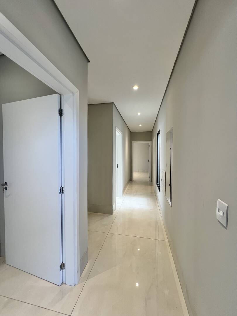 Casa de Condomínio à venda com 4 quartos, 300m² - Foto 6