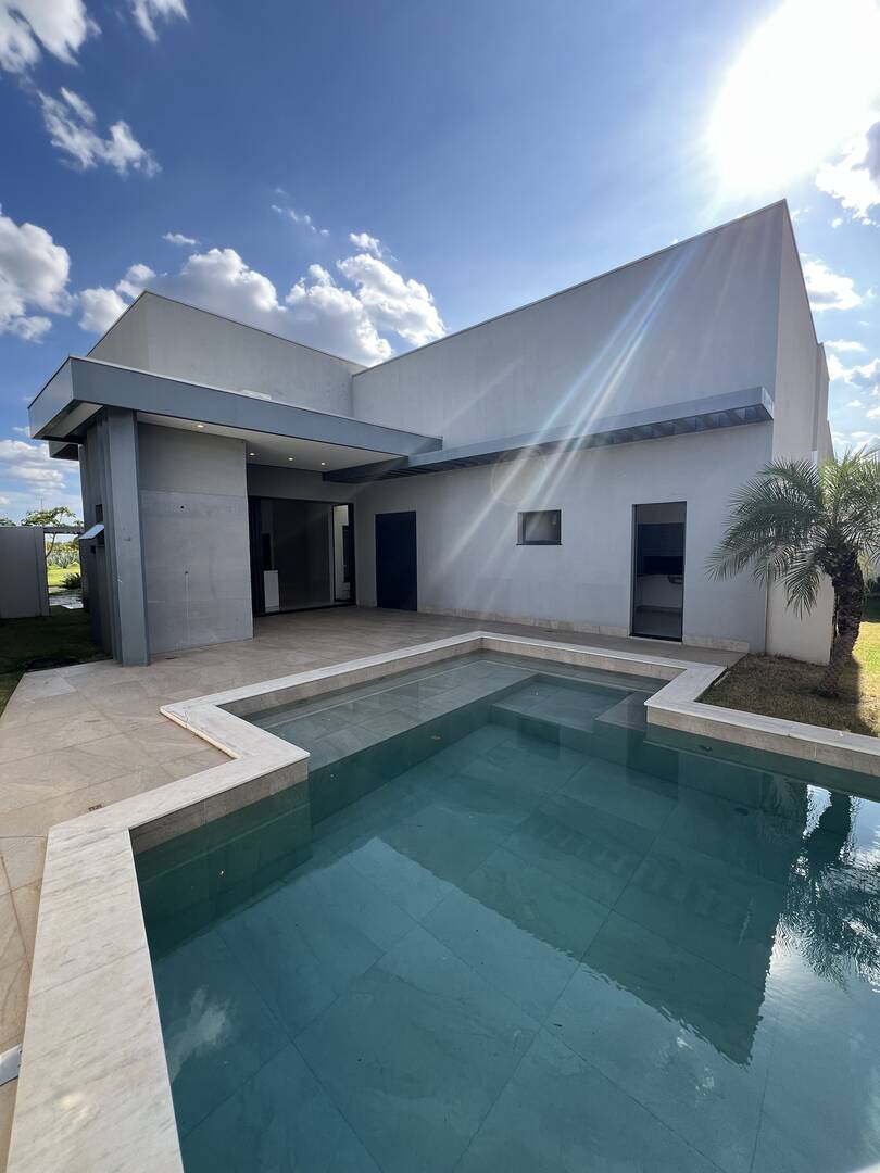 Casa de Condomínio à venda com 4 quartos, 300m² - Foto 17