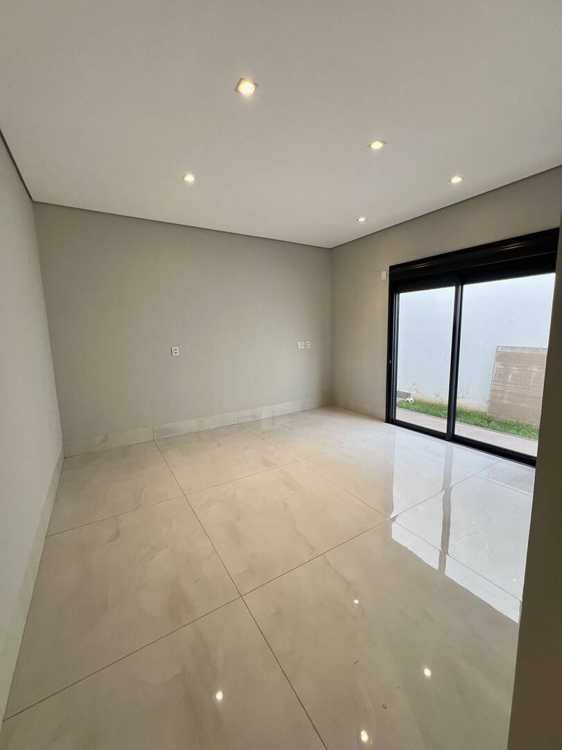 Casa de Condomínio à venda com 4 quartos, 300m² - Foto 14