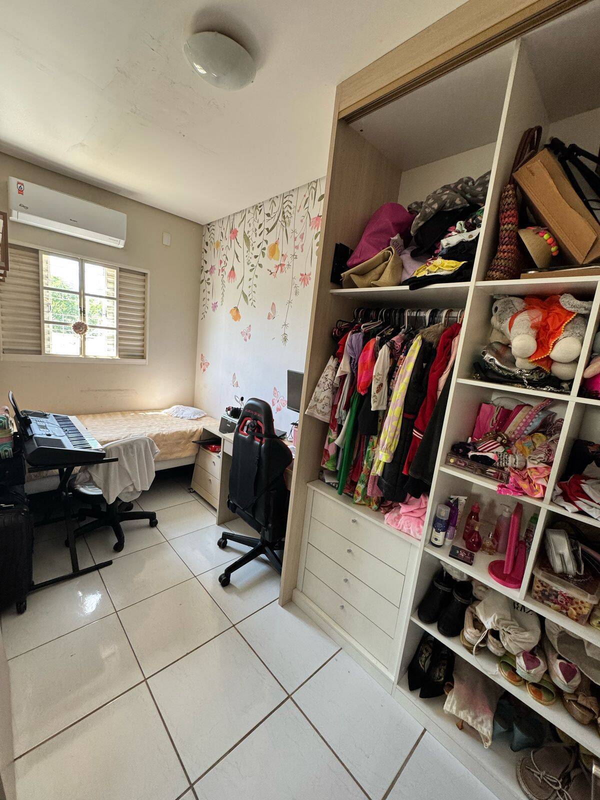 Casa à venda com 3 quartos, 186m² - Foto 4