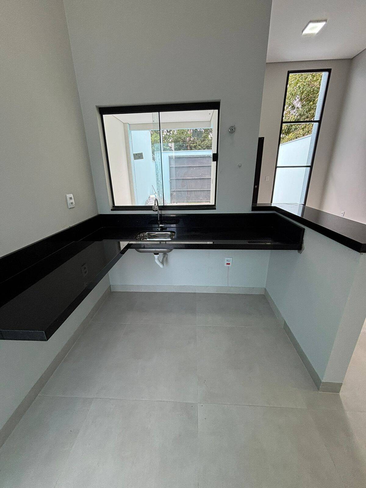 Casa, 3 quartos, 113 m² - Foto 1