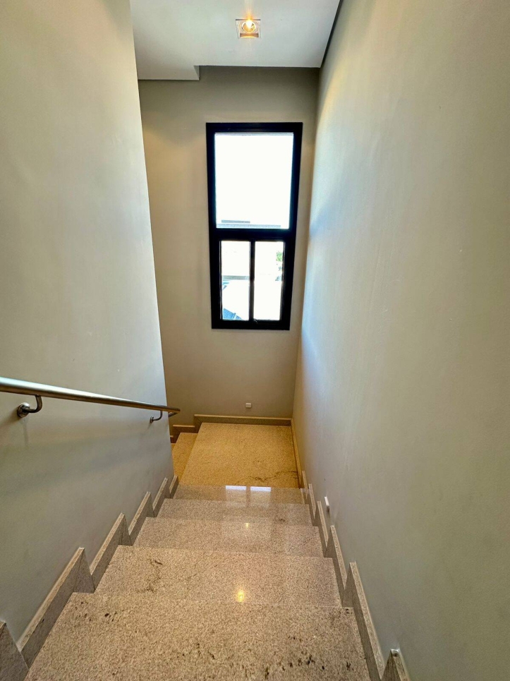 Casa de Condomínio à venda com 3 quartos, 232m² - Foto 9