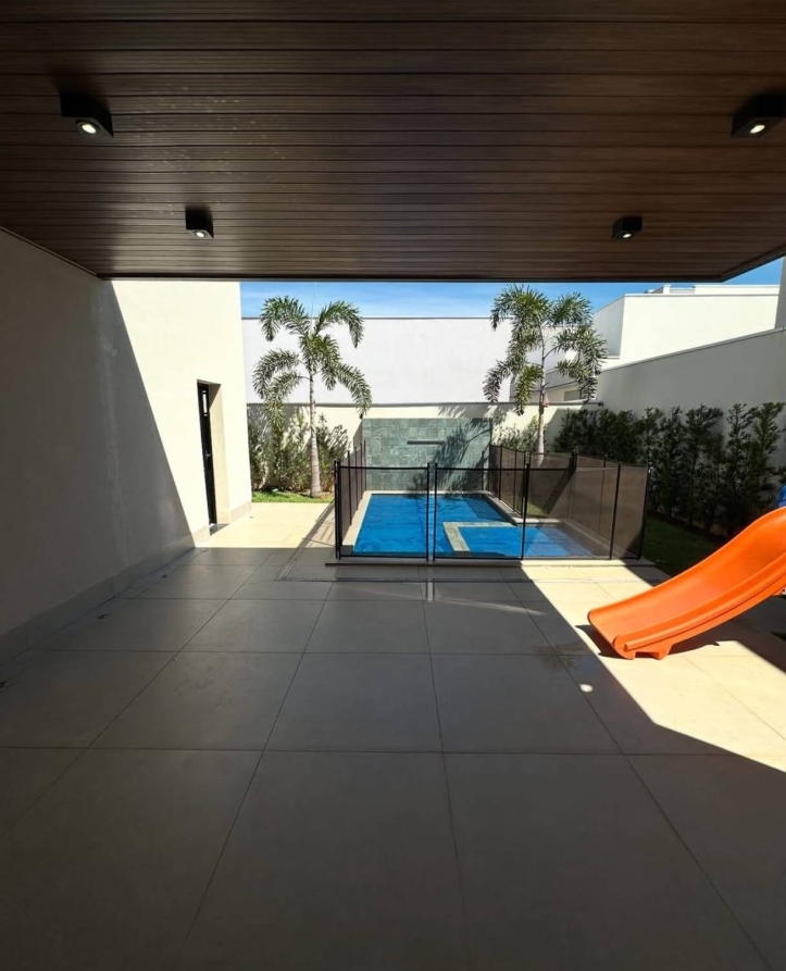 Casa de Condomínio à venda com 3 quartos, 235m² - Foto 10