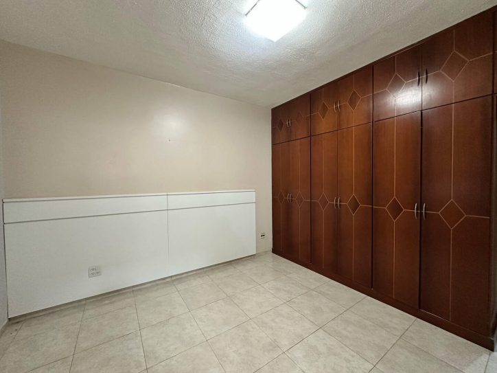 Casa à venda com 3 quartos, 299m² - Foto 12