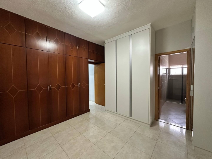 Casa à venda com 3 quartos, 299m² - Foto 14