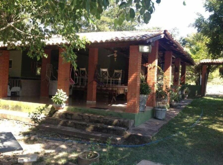 Chácara à venda com 3 quartos, 120m² - Foto 2