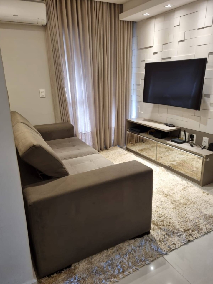 Apartamento à venda com 3 quartos, 72m² - Foto 2