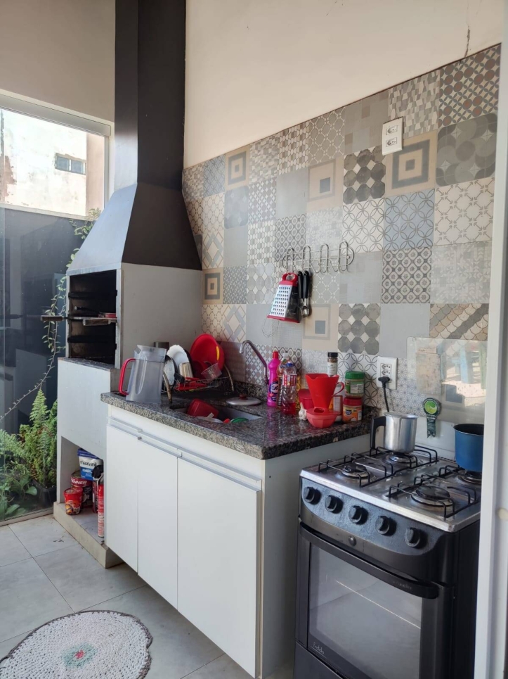 Casa de Condomínio à venda com 2 quartos, 100m² - Foto 4