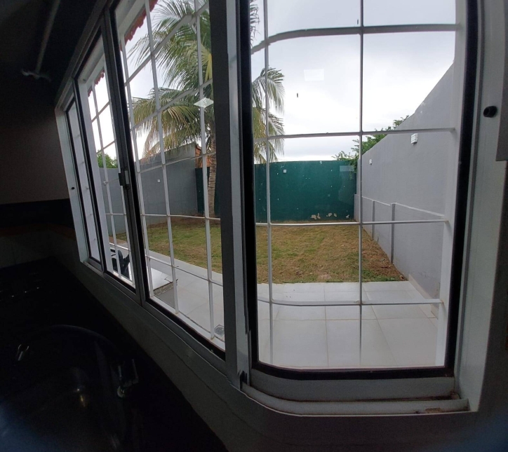 Casa à venda com 2 quartos, 125m² - Foto 12
