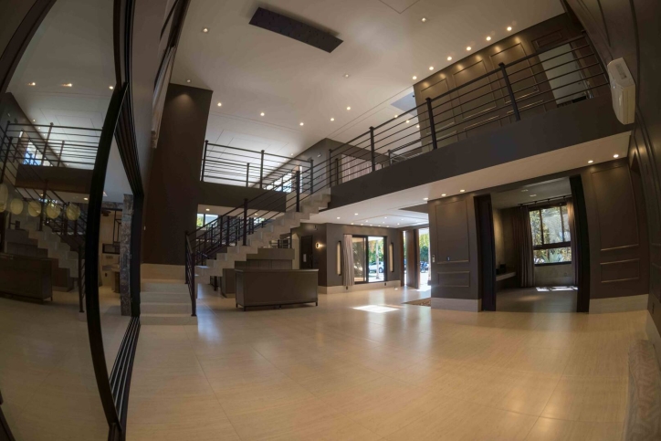Casa de Condomínio à venda com 4 quartos, 672m² - Foto 5