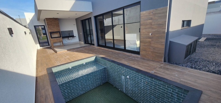 Casa de Condomínio à venda com 3 quartos, 217m² - Foto 4