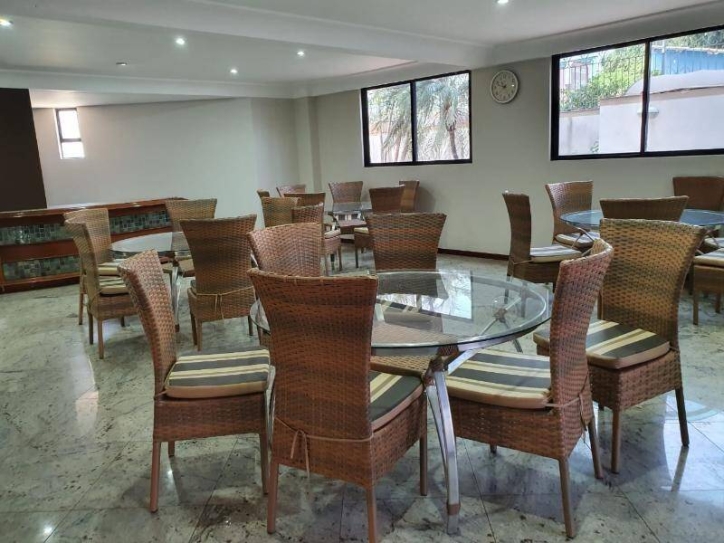 Apartamento à venda com 3 quartos, 160m² - Foto 11