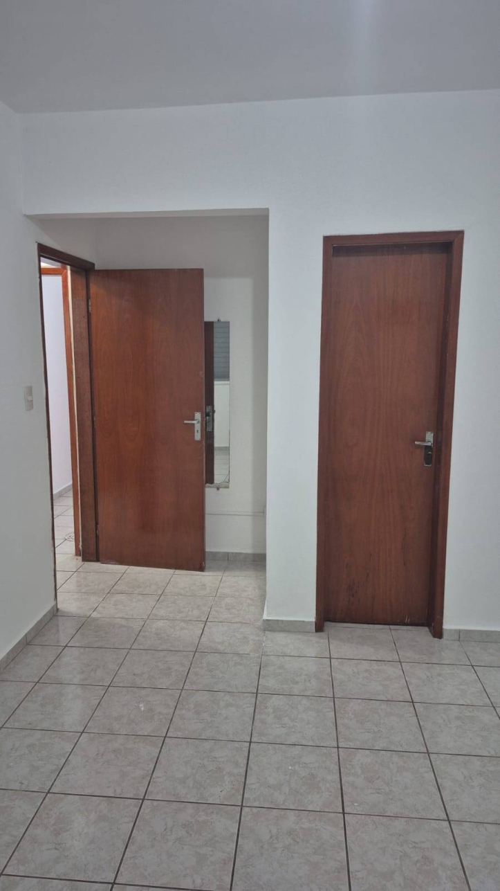 Apartamento para alugar com 3 quartos, 95m² - Foto 12